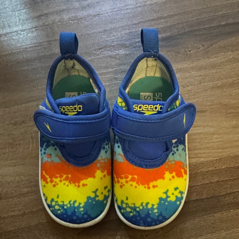 Speedo Kids' Vibrant Blue and Multicolor Water Shoes